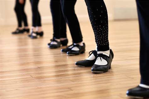 Tap dancing is a form of dance that prominently features the sound of shoes tapping the floor. Tap dancers wear special shoes with metal plates known as "taps" affixed to the sole in both the toe region and heel region. Some styles of tap dancing are focused on tapping as a artistic dance that uses the entire body for expression and aesthetics. 